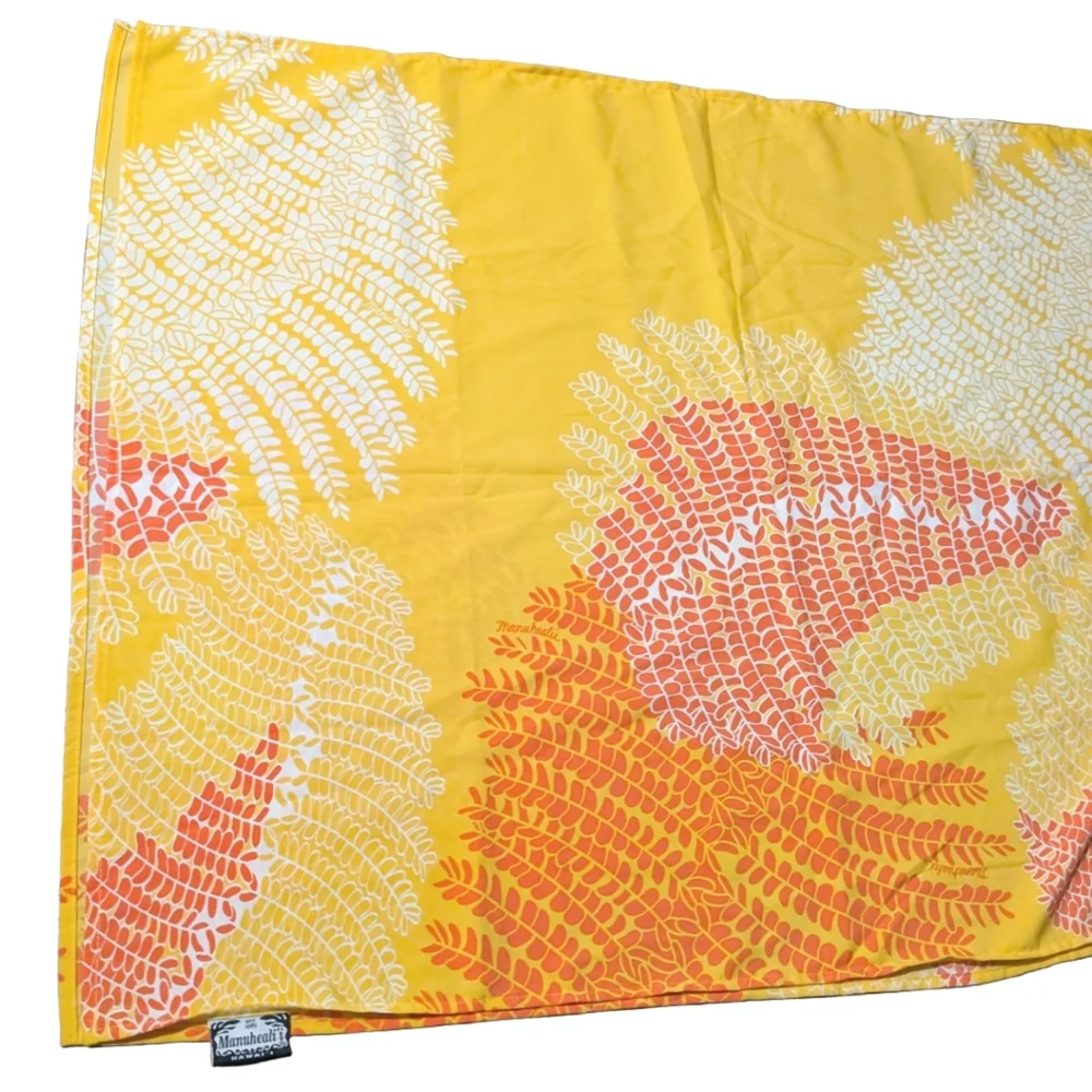 Manuhealii Manuheali'i pareo scarf wrap sarong tapestry cover up Ama'u fern